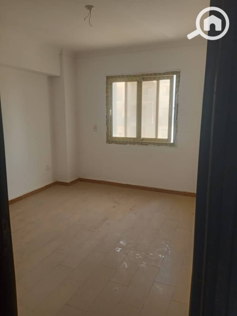 2 WhatsApp Image 2025-08-26 at 15.59. 32_0071051e. jpg