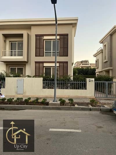 فیلا 5 غرف نوم للايجار في القاهرة الجديدة، القاهرة - 83bf13b0-19a4-4b2b-96d5-9668df0846d2. jpg