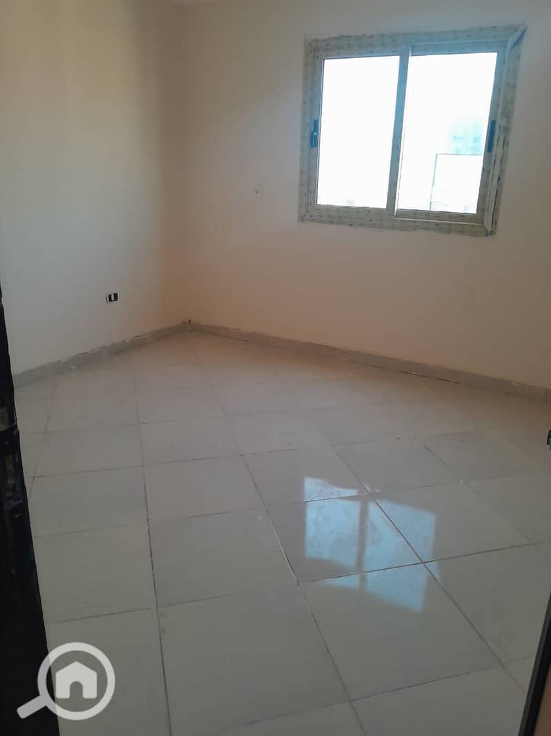 6 WhatsApp Image 2025-10-13 at 16.24. 10_078ce53b. jpg