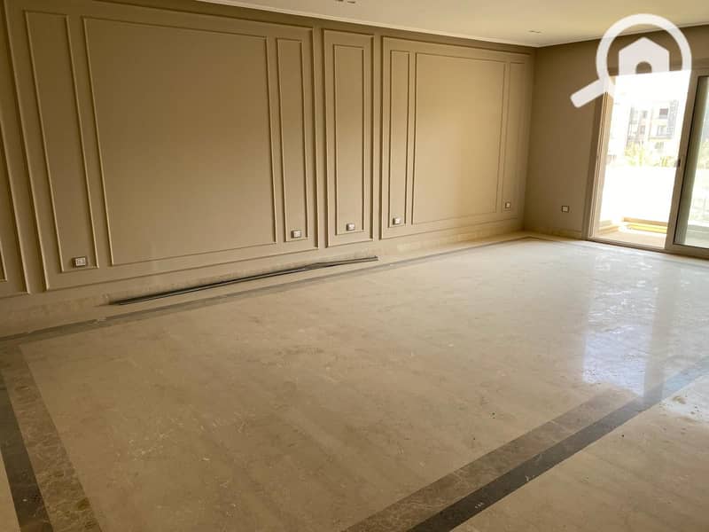 4 ef576ec9-5317-41a9-b5ab-c92e4fd430b1. jpeg