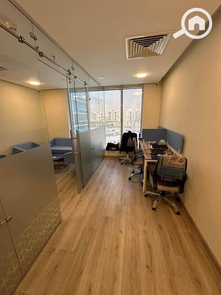 7 WhatsApp Image 2025-10-19 at 13.10. 18_4220d833. jpg