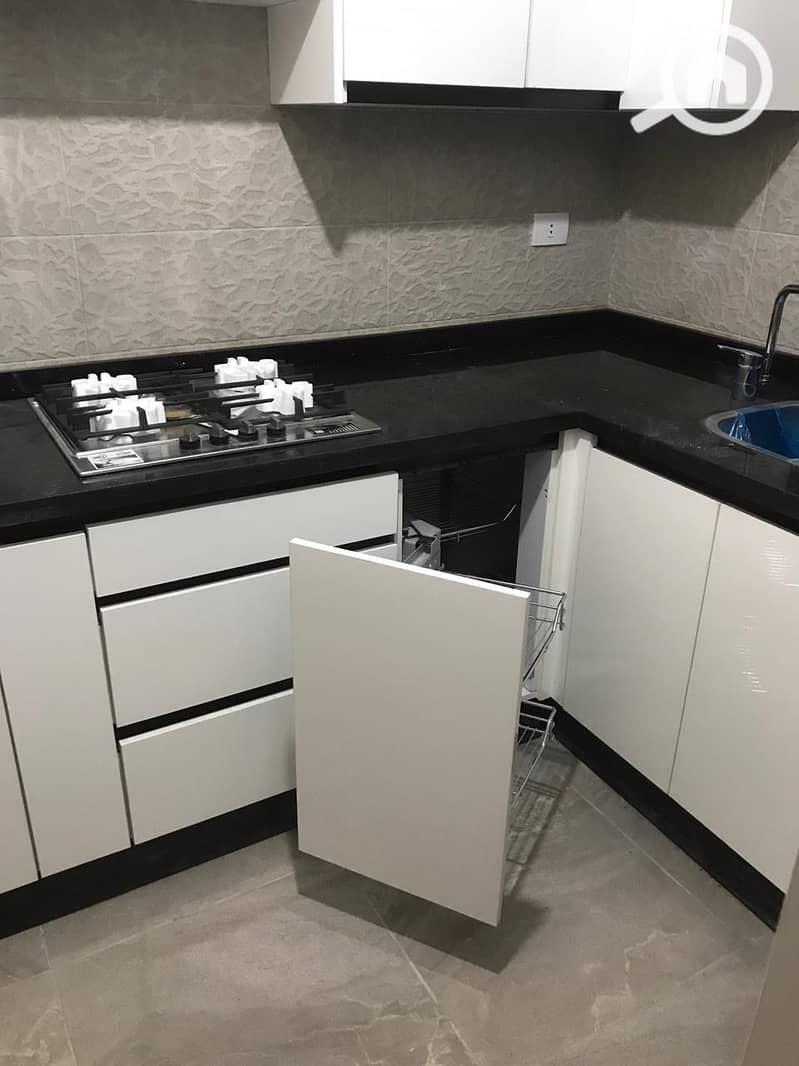 3 24089076-1e80-47ad-aab8-8e55995e5d7d. jpeg