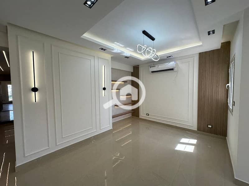 12 WhatsApp Image 2025-10-19 at 13.30. 40. jpeg