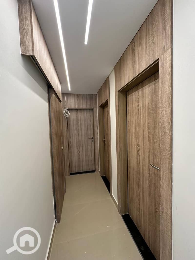 20 WhatsApp Image 2025-10-19 at 13.30. 43 (3). jpeg