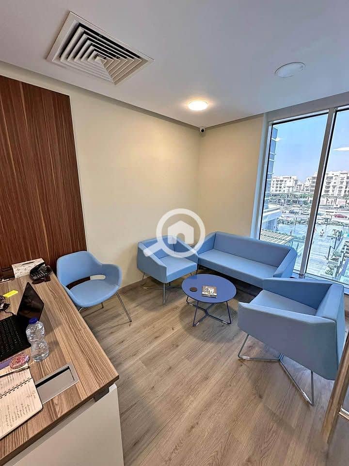 8 WhatsApp Image 2025-10-19 at 13.10. 17_02f36e8e. jpg