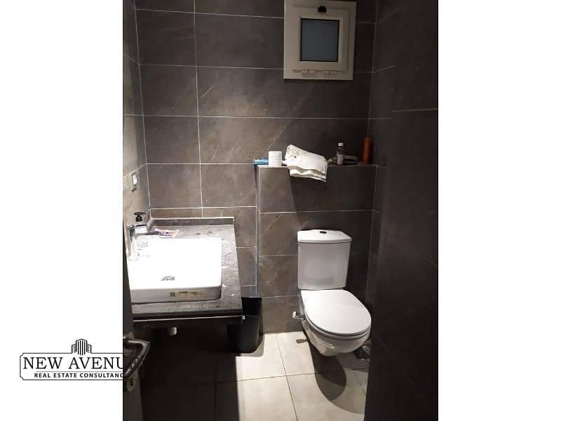 9 WhatsApp Image 2025-09-18 at 3.51. 10 PM (4). jpg