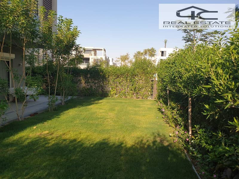 6 WhatsApp Image 2025-10-15 at 04.49. 54_3099961b. jpg