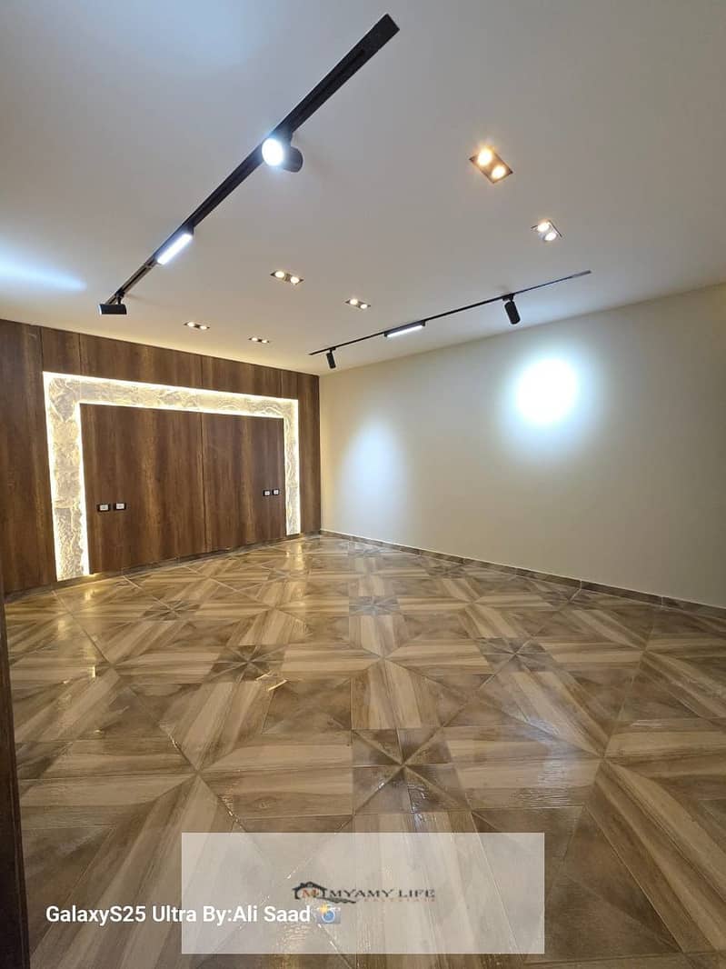 15 WhatsApp Image 2025-10-18 at 10.15. 09 AM (2). jpeg