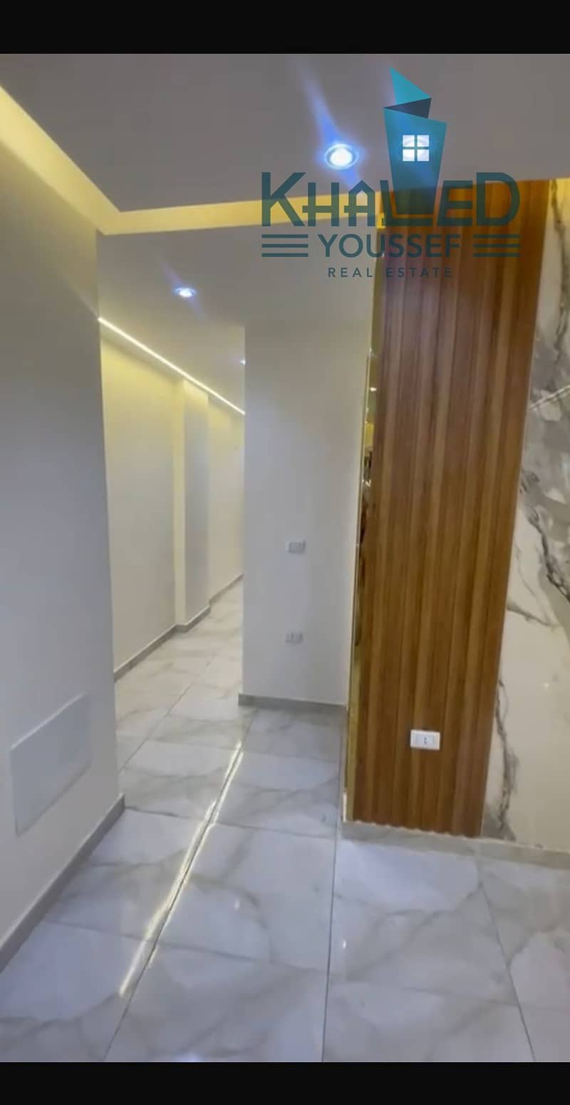 4 WhatsApp Image 2025-10-15 at 12.16. 24 PM (2). jpeg