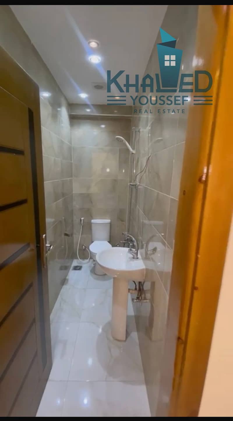 6 WhatsApp Image 2025-10-15 at 12.16. 23 PM (1). jpeg