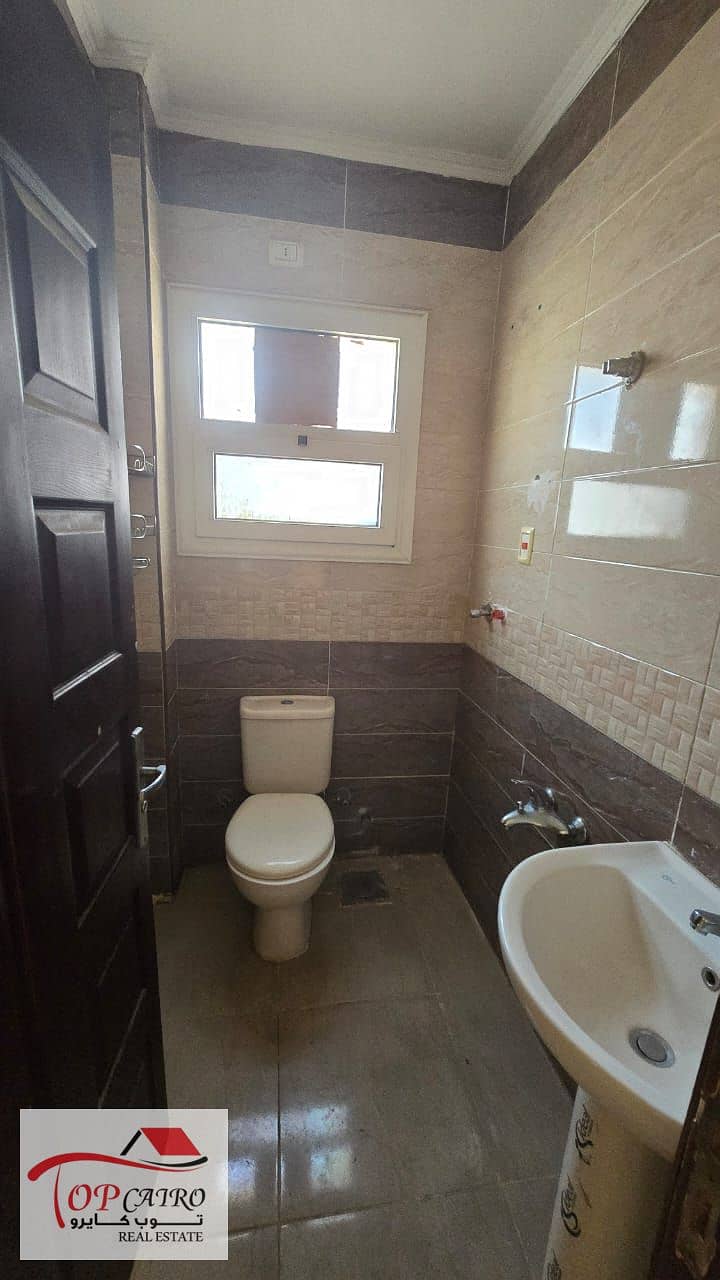 7 WhatsApp Image 2025-10-09 at 11.35. 39 AM. jpeg