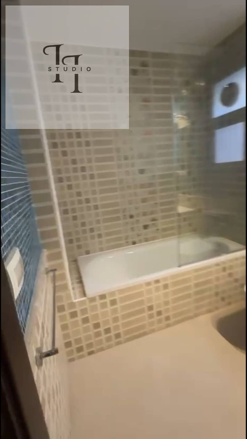 10 WhatsApp Image 2025-10-19 at 1.34. 32 PM (1). jpeg