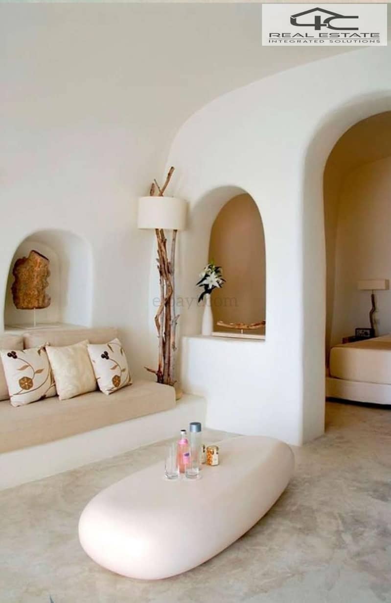 8 interior--hacienda-west-north-coast-palm-hillsjpeg. jpg