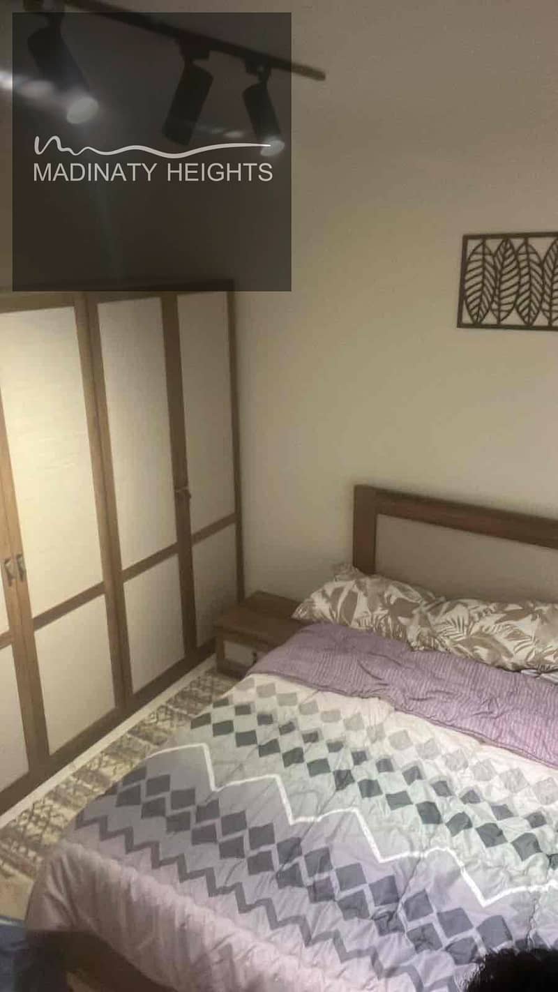 4 9b000af6-91a8-45ec-bf5a-75d7451da42a. jpg