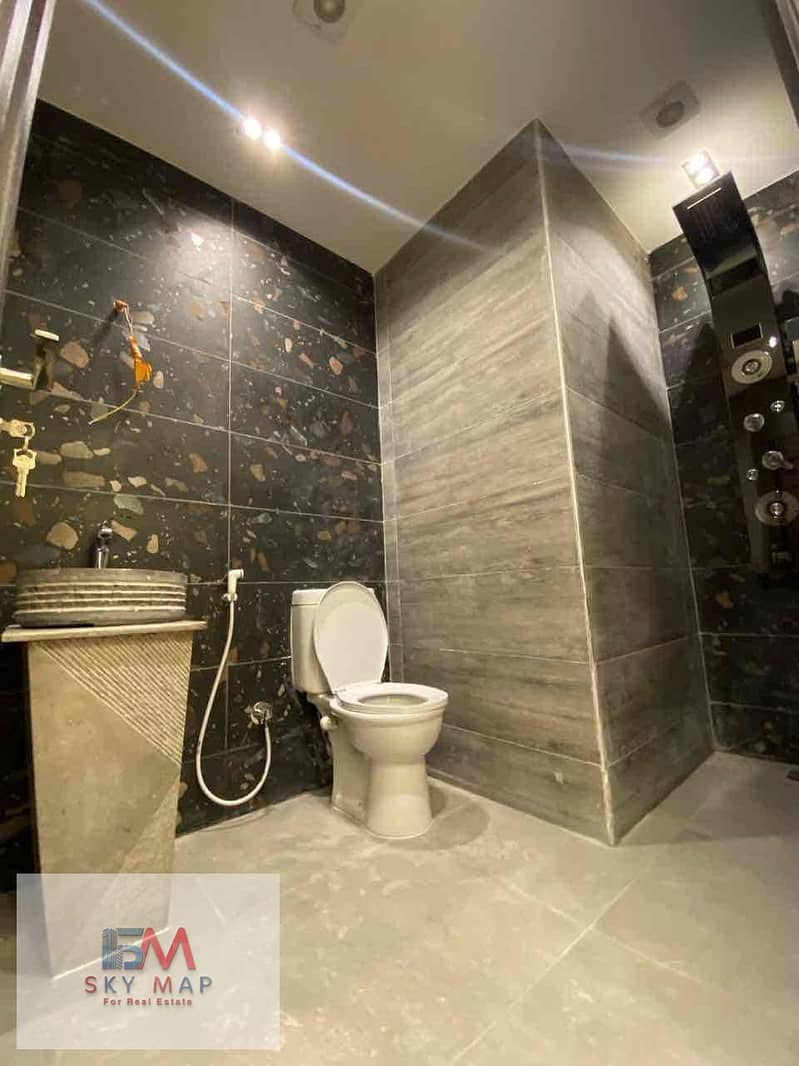 7 423fc96c-dbca-45b0-966c-4e5481b00a41. jpg