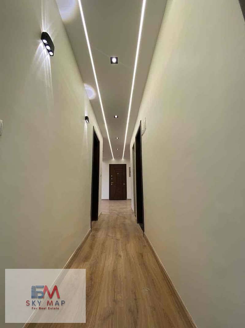 13 2446d436-1822-495f-9f51-bd570a4acddc. jpg