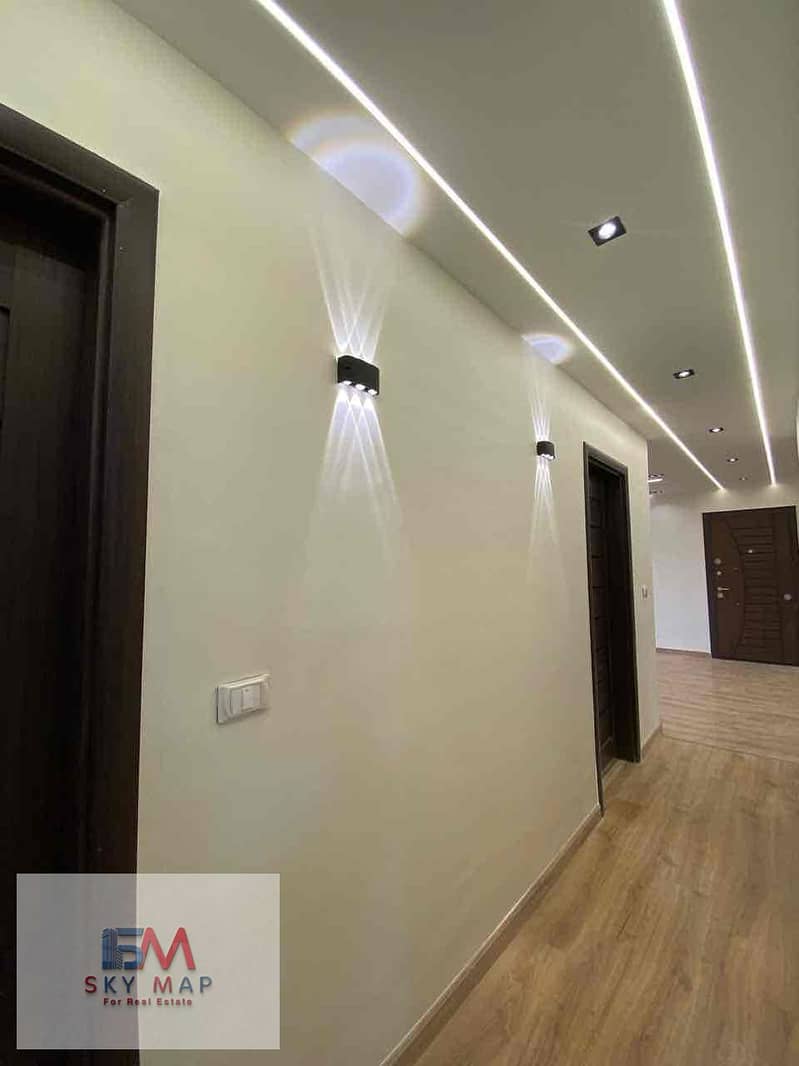 14 987eaf17-00bc-42a8-a64a-42832ed46dbf. jpg