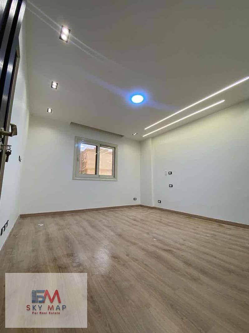 16 2d3ca375-1cd0-430d-aff2-1cc90a3ad110. jpg