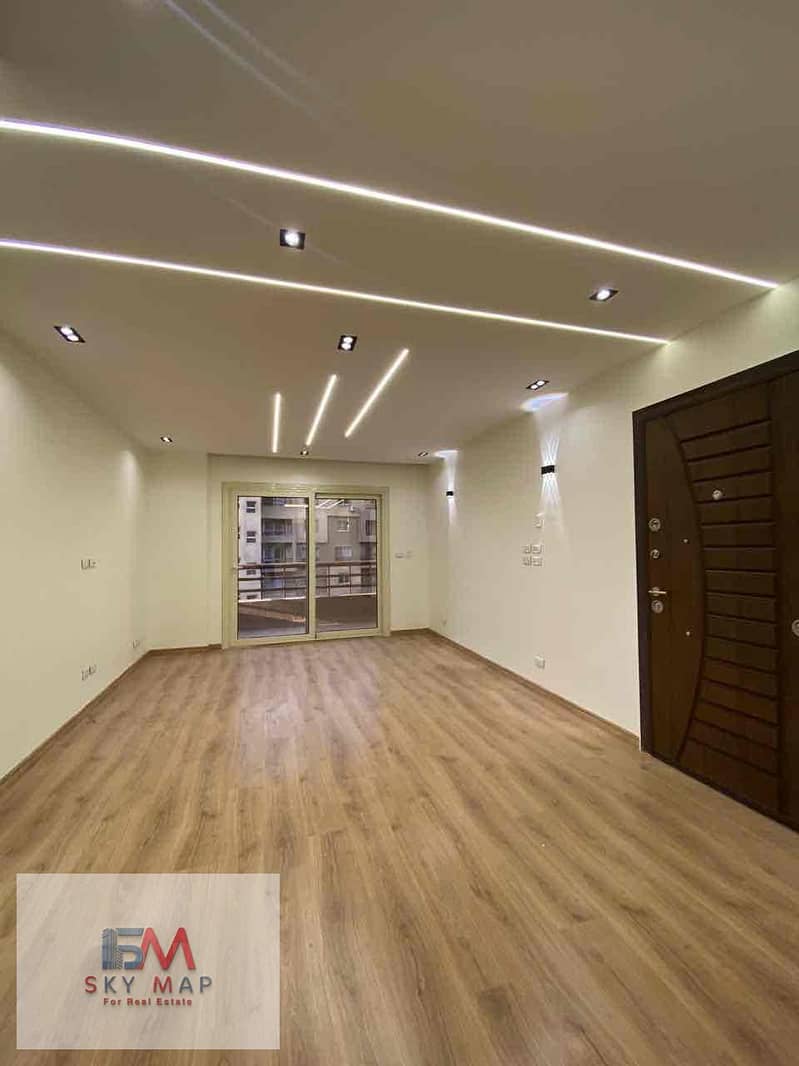 24 dcdb086f-7bfb-4fb2-8636-1e7d06580740. jpg