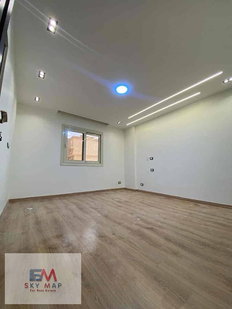 27 c9e588bd-9470-434c-b000-10cf2ec35d67. jpg