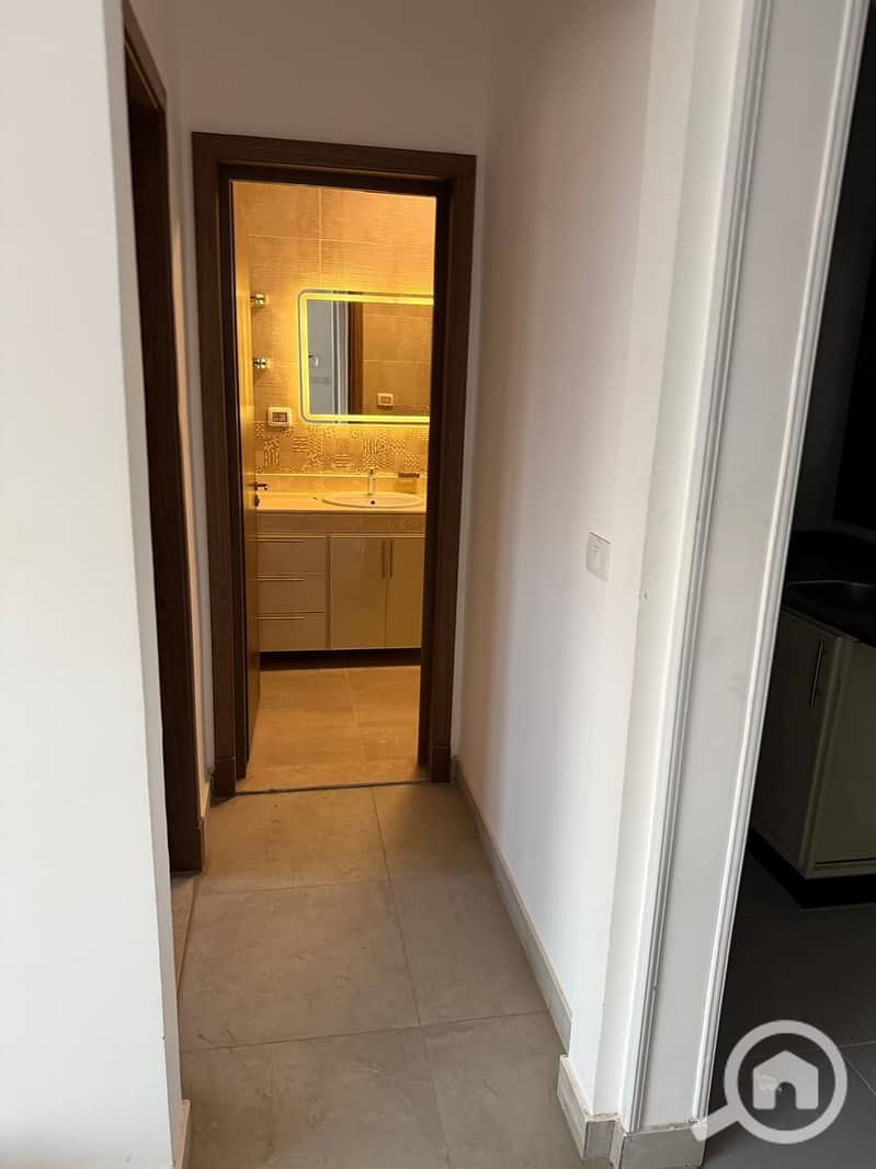 7 780d7114-5a0d-4b75-ae1f-dc3aff0a2675. jpg