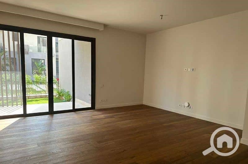 5 realestate_شقة-للإيجار-في-كمبوند-بيفرلي-هيلز-اليجريا-ريزيدنس-165م_620231009264629_800x600. jpg