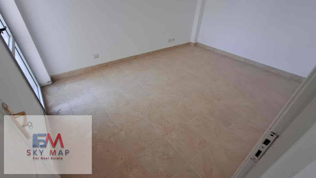 16 9bf8014d-4d92-4a5b-b1b7-50617f5ff215. jpg