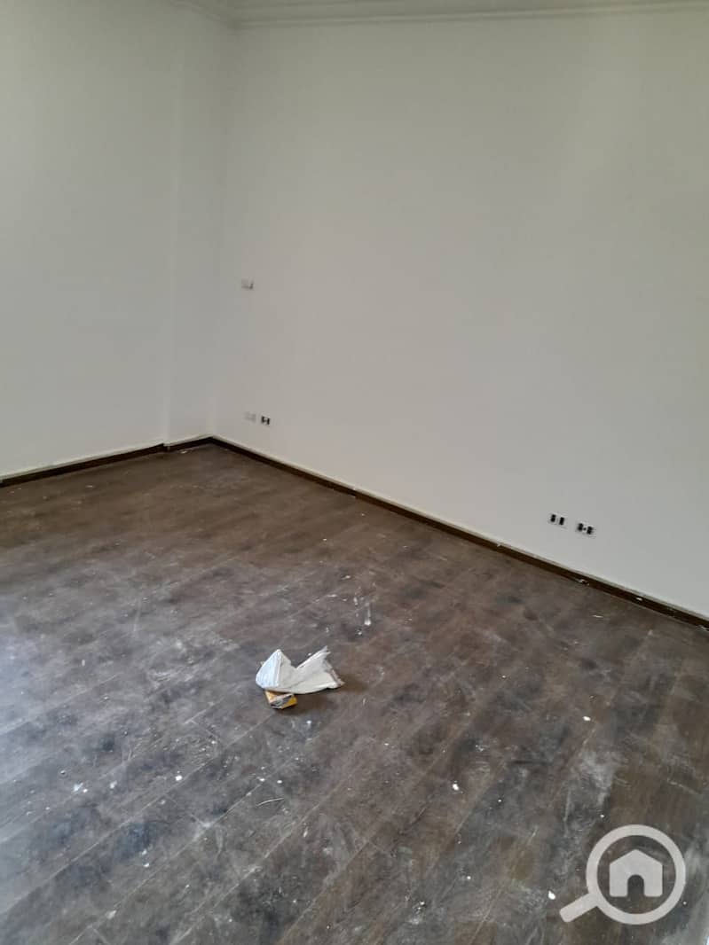 8 WhatsApp Image 2025-10-16 at 11.54. 58_309c07e2. jpg