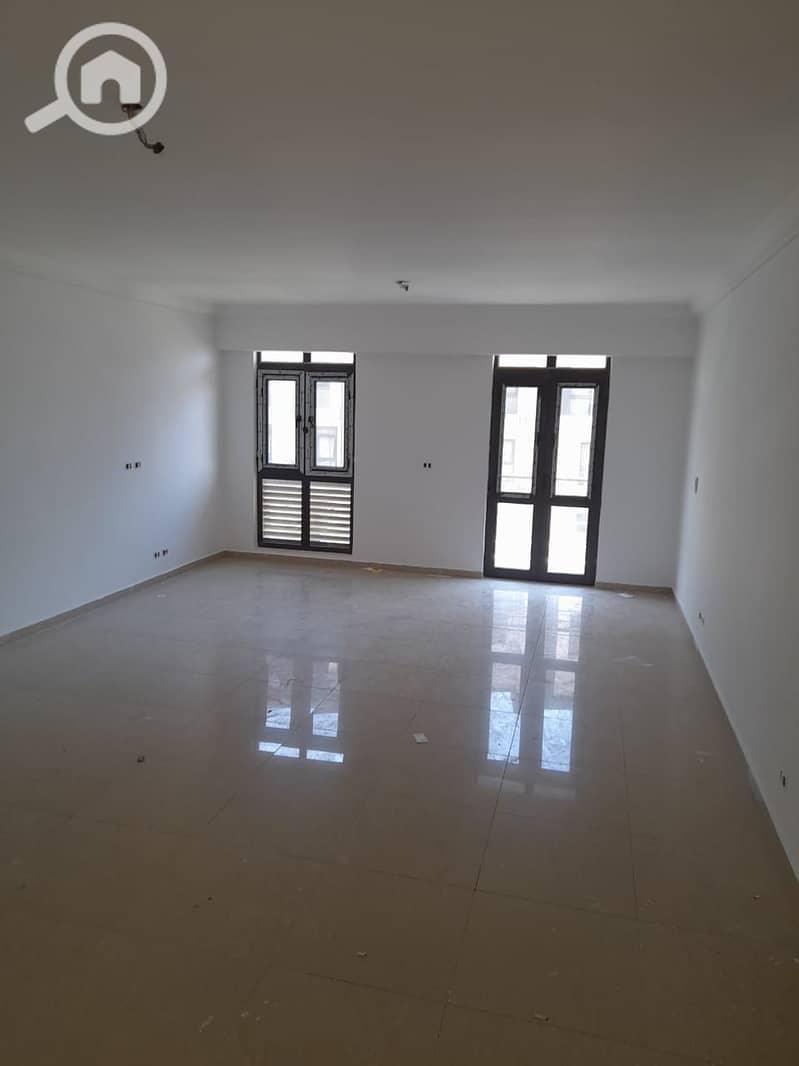 16 WhatsApp Image 2025-10-16 at 11.54. 59_5976bf80. jpg