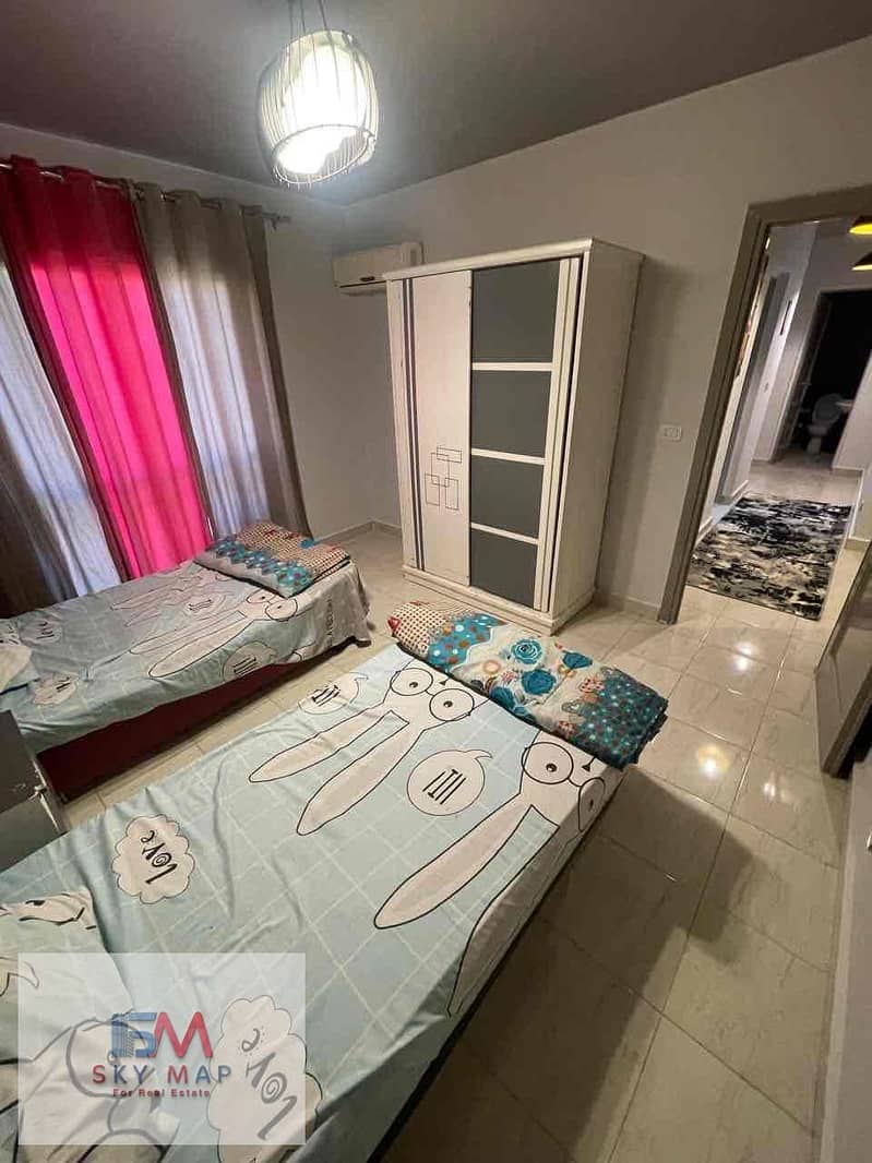 10 0fd4c5ed-0912-4245-95e9-e482f2792de3. jpg