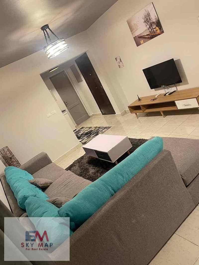 12 e5925c96-8942-415b-a18d-a52a762b08f6. jpg