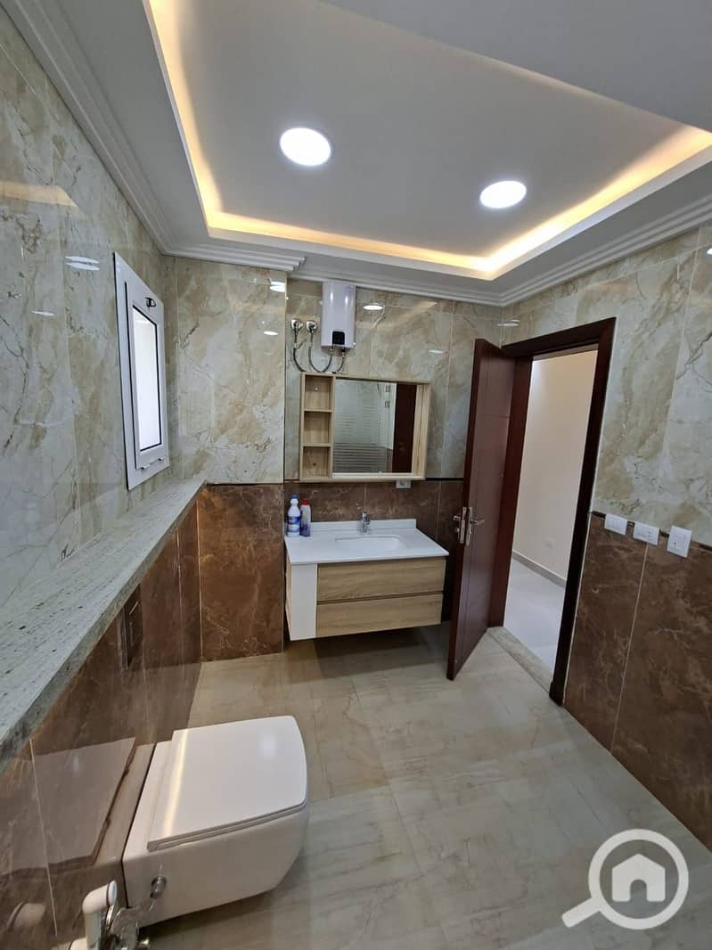 10 WhatsApp Image 2025-10-19 at 1.51. 53 PM. jpeg