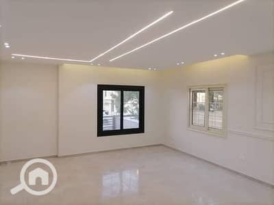 3 Bedroom Flat for Sale in New Cairo, Cairo - 471493031_479119011871907_6309421757477940199_n. jpg