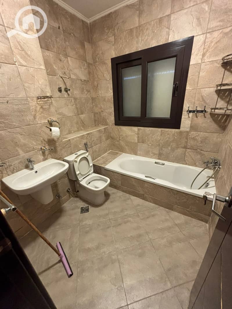 11 IMG-20251018-WA0065. jpg