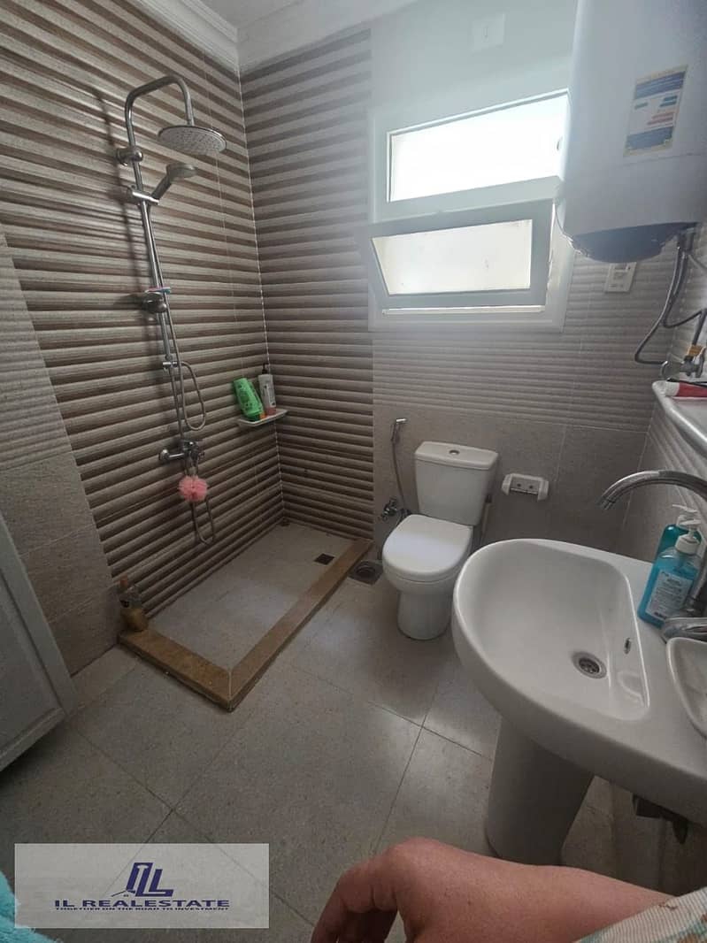 4 WhatsApp Image 2025-10-02 at 01.34. 15. jpeg