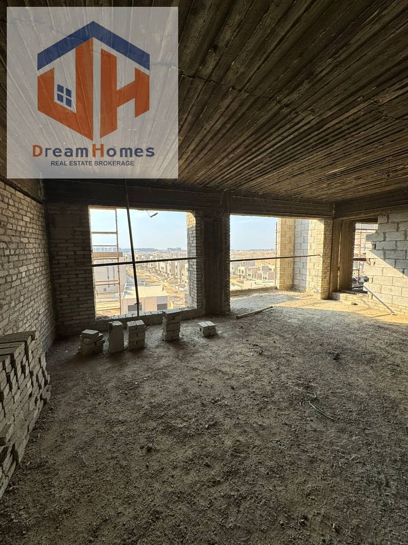 18 WhatsApp Image 2025-10-19 at 15.48. 24 (1). jpeg