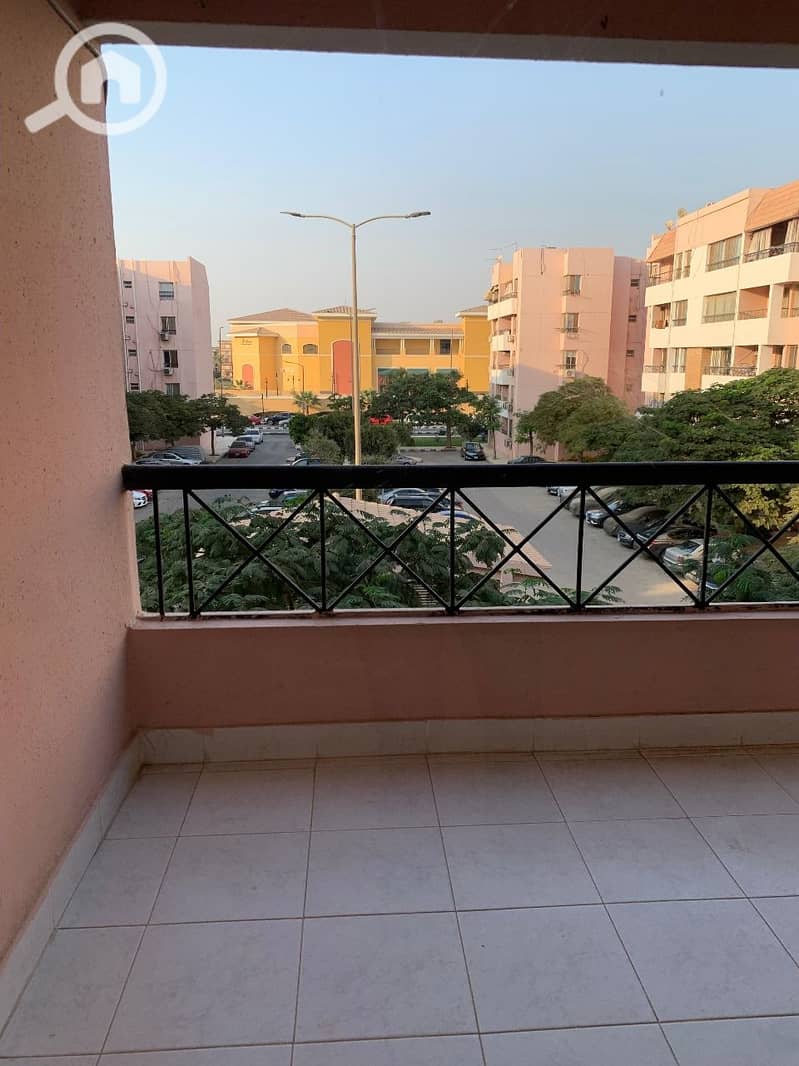 10 68d54499-097c-4eef-a30b-1631a74ea0c3. jpeg