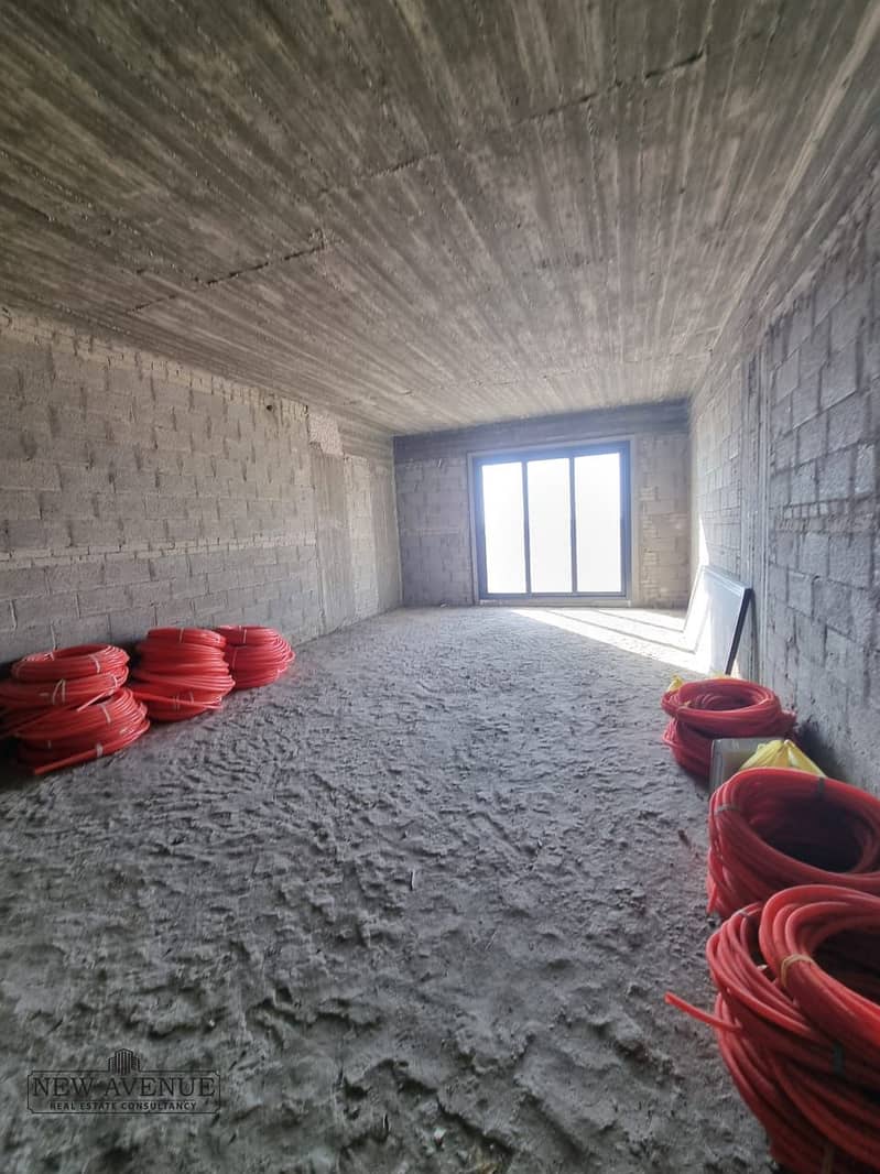 4 WhatsApp Image 2025-10-19 at 3.44. 54 PM. jpeg