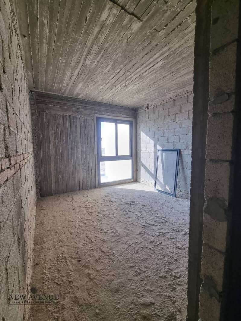 5 WhatsApp Image 2025-10-19 at 3.44. 55 PM (2). jpeg