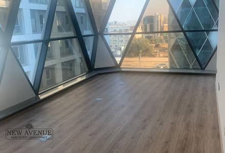 مکتب  للبيع في القاهرة الجديدة، القاهرة - 9c4bbda5-4782-4fa2-9071-aaa249eddd31. jpg