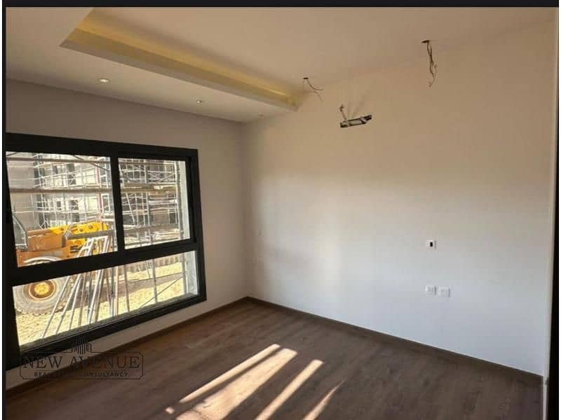 5 WhatsApp Image 2025-09-08 at 5.00. 13 PM. jpg