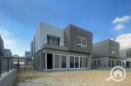 5 Bedroom Villa for Sale in Sheikh Zayed, Giza - 527789153_1842794986654069_1237576400247165087_n. jpg