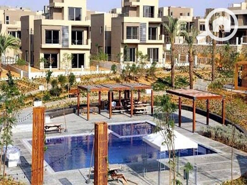 7 266b98cd-fcb6-4d33-8a46-c1b16f96d86a. jpg