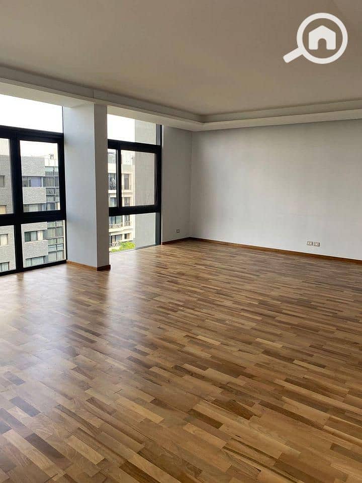 2 WhatsApp Image 2024-09-13 at 17.24. 45 (2). jpeg