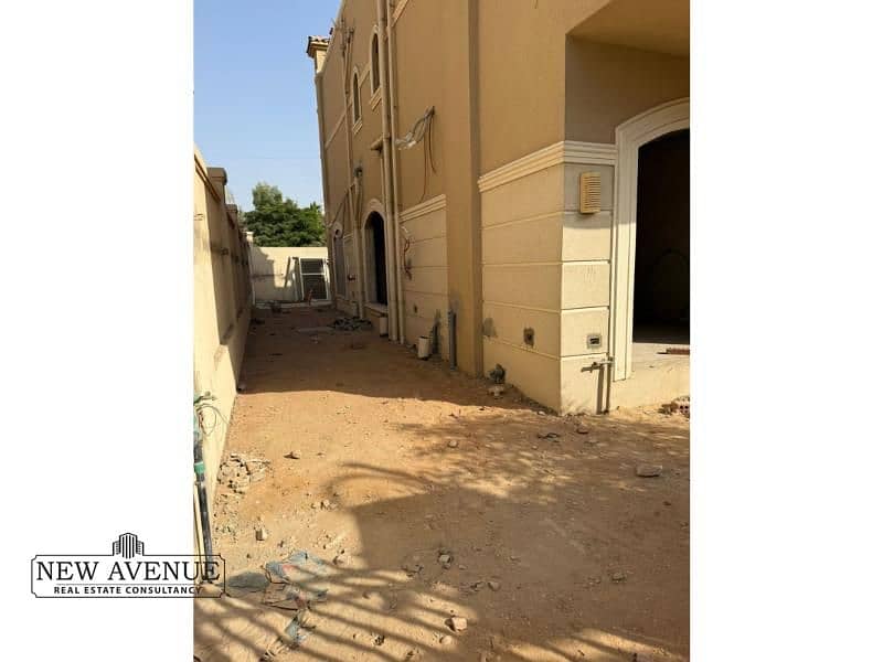 5 WhatsApp Image 2025-09-23 at 5.57. 24 PM (1). jpg