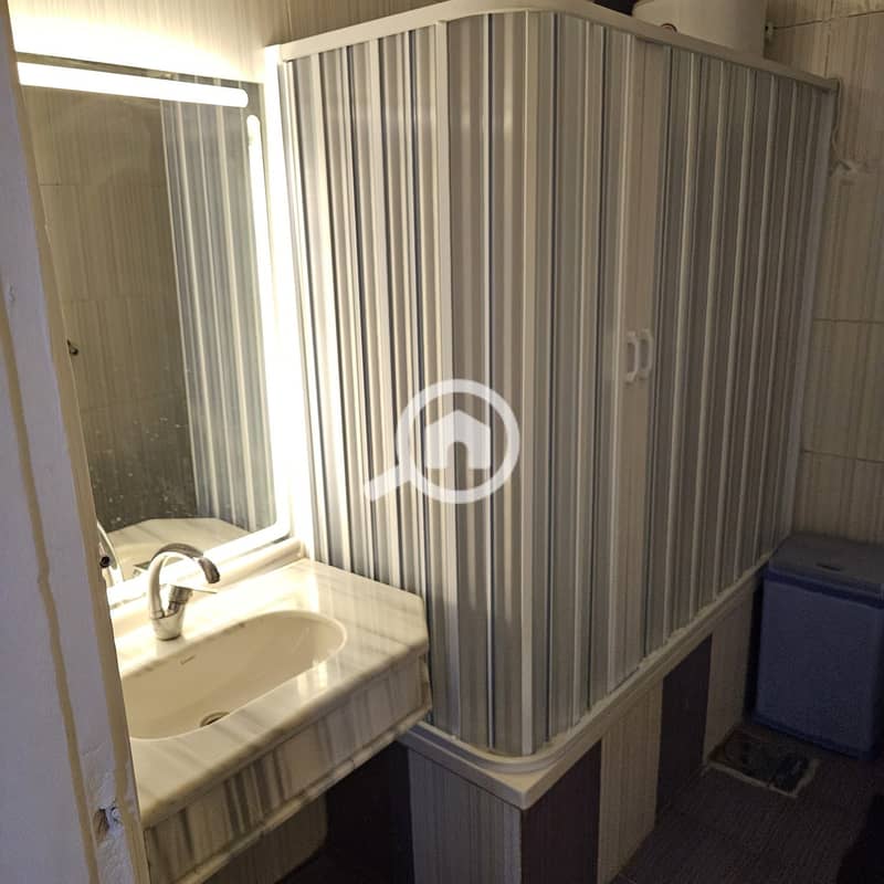 8 114702a5-8120-4d60-8cfe-582e06ec4f1e. jpg