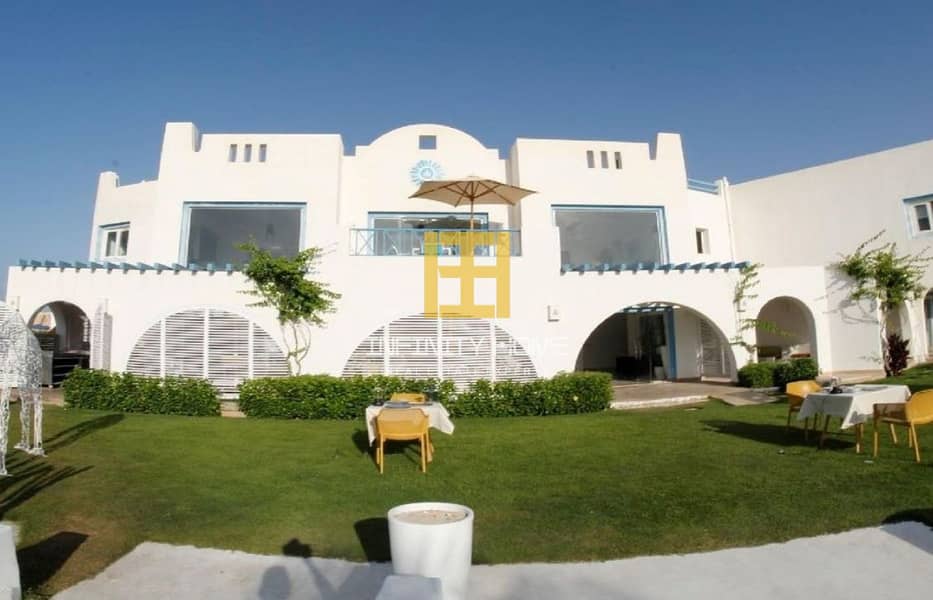7 facilities---beach-clubhouse---rhodes-island-north-coast-mountain-viewjpeg-1200x900. jpg
