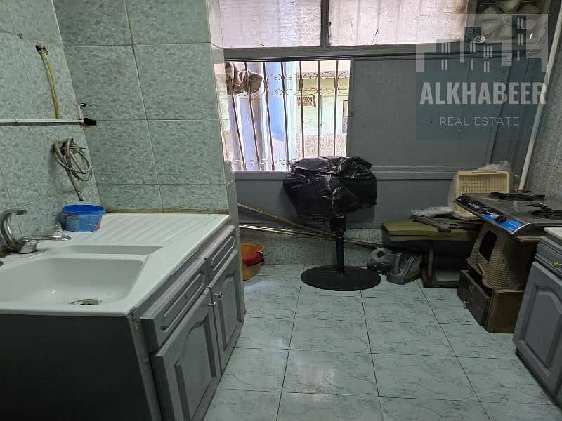 6 21174b55-3f10-437e-a277-0b9c04e49bce. jfif. jpg