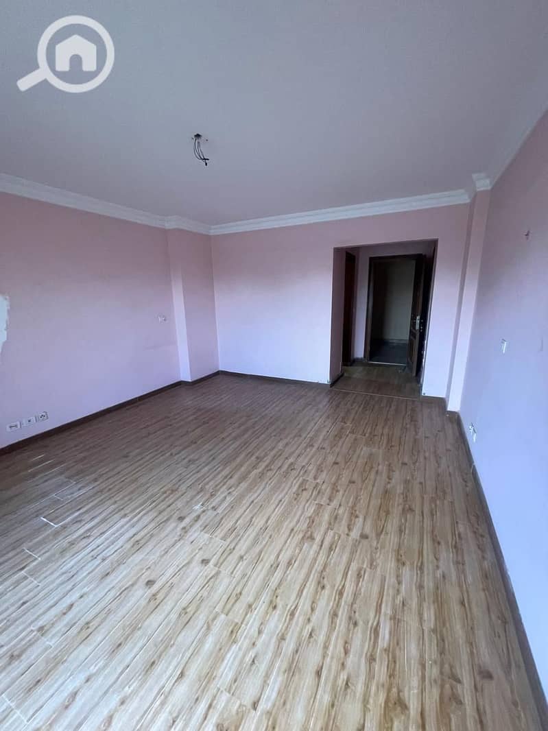 5 80780389-1af8-4d56-b5dd-8e641347a167. jpeg