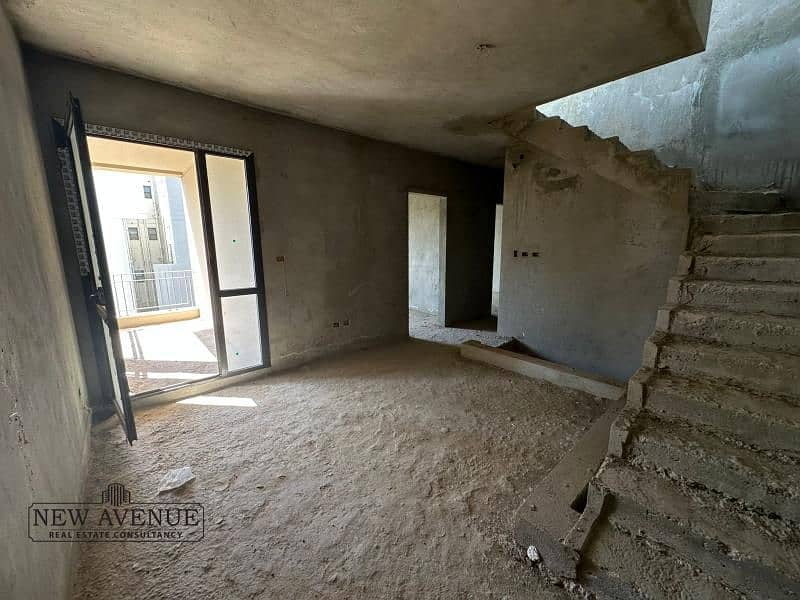 12 WhatsApp Image 2025-10-02 at 5.38. 38 PM (3). jpg